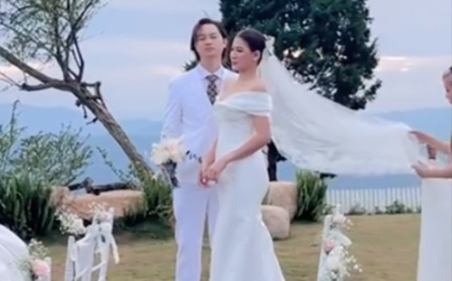 Đám cưới Trang Trần bị bóc mẽ chi tiết 'sai sai', thái độ của khách mời tham dự gây chú ý Ảnh 2