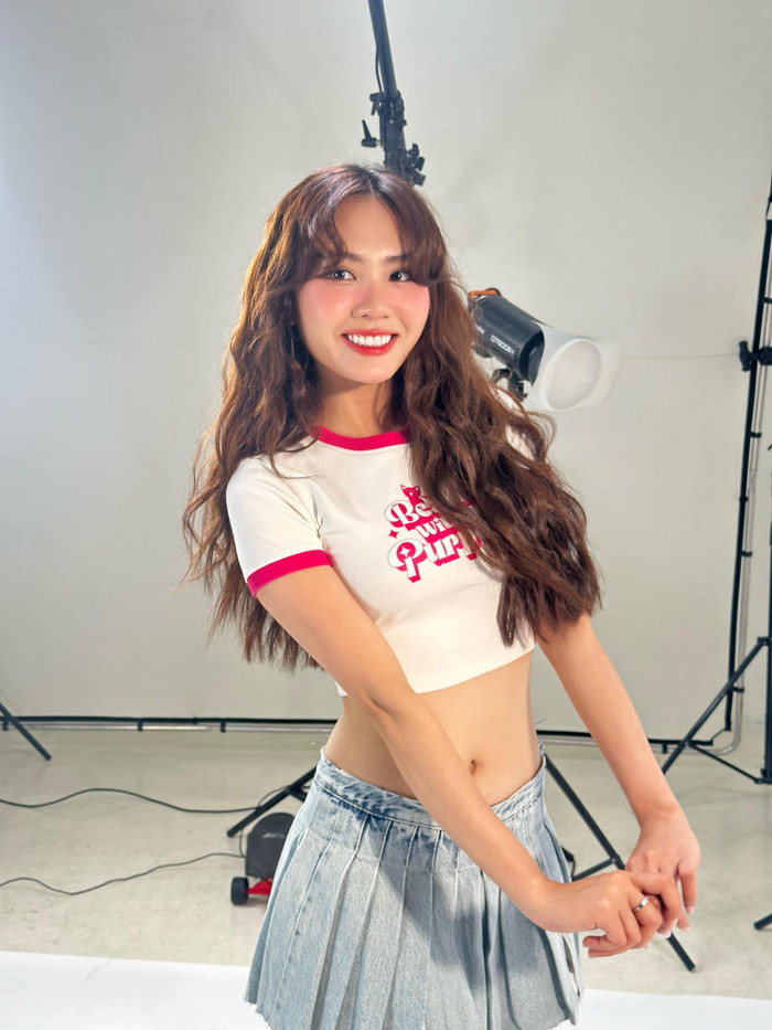 Khác với các nàng hậu trước đó, Hoa hậu Mai Phương đã thành lập công ty thời trang phi lợi nhuận. Nguồn lợi nhuận sẽ được dùng cho các dự án nhân ái trong nước, chăm sóc y tế và trích một khoản để gửi vào quỹ từ thiện Miss World.