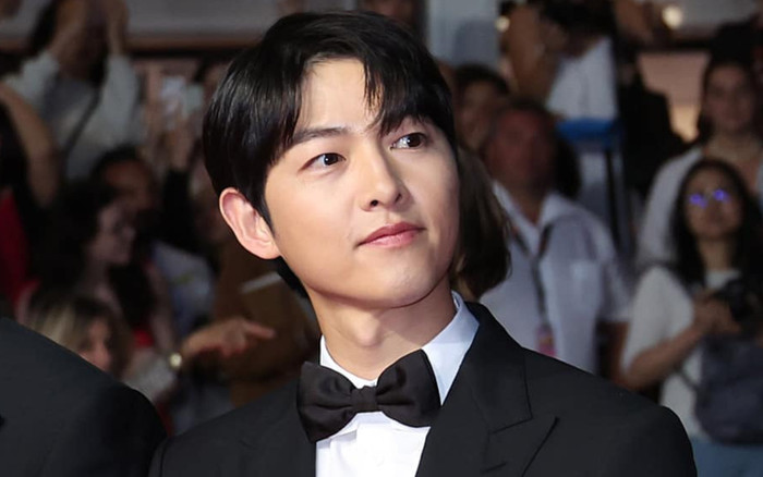 Sau Hyun Bin, đến lượt Song Joong Ki bị chỉ trích vì 'tham công tiếc việc' giữa lúc vợ sắp sinh con Ảnh 2