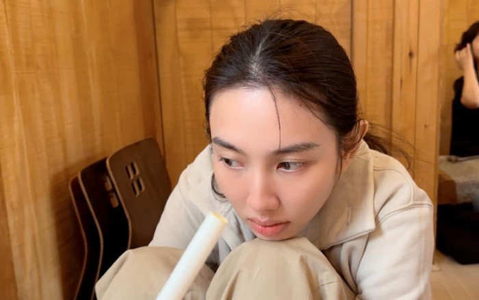 Lan truyền khoảnh khắc Thùy Tiên trước khi công bố kết quả vụ kiện với bà Đặng Thùy Trang Ảnh 2