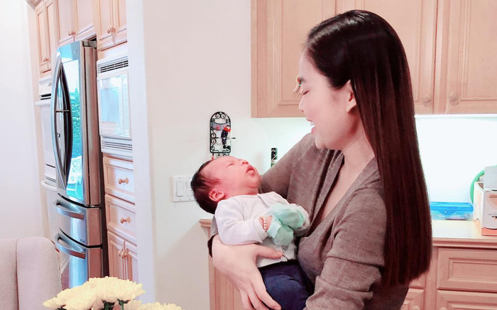 Giang Hồng Ngọc lần đầu công khai ảnh bí mật sinh con ở Mỹ 5 năm trước Ảnh 2