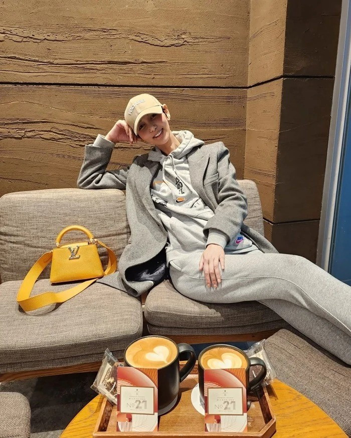 Những hình ảnh của cố người mẫu Lee Pyeong trước khi qua đời.