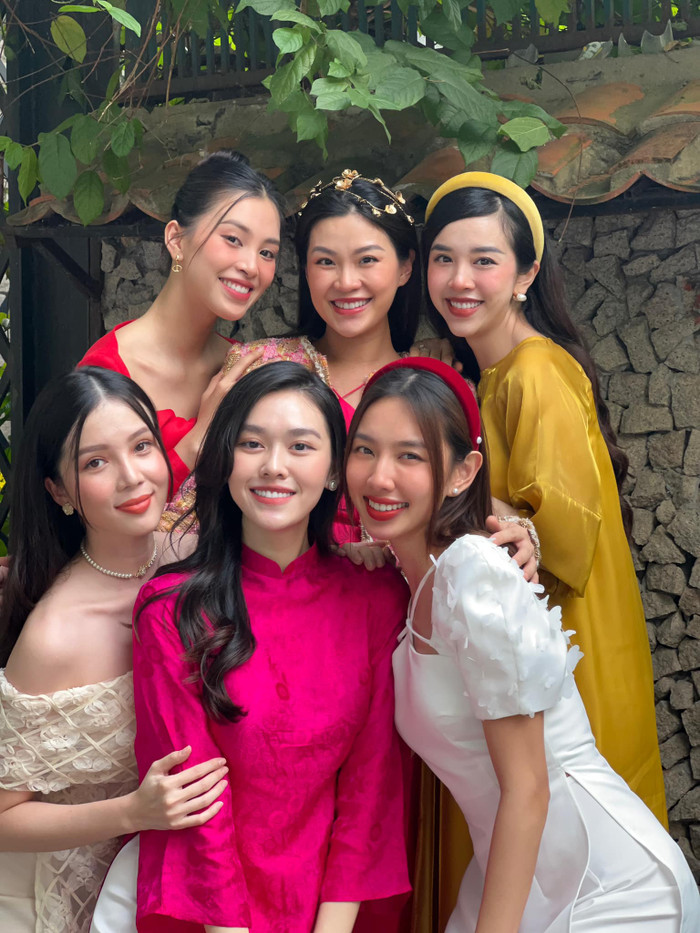 Á hậu Thuý An là một trong những người bạn thân thiết của Hoa hậu Thuỳ Tiên 