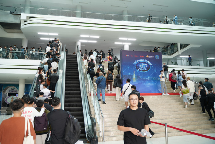 Không khí buổi casting Vietnam Idol 2023 tại TP HCM sáng 10/6.