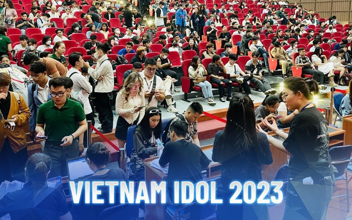 'Nóng' hơn cả thời tiết hè Sài Gòn chính là không khí casting Vietnam Idol lúc này: Ngàn thí sinh hội tụ! Ảnh 2