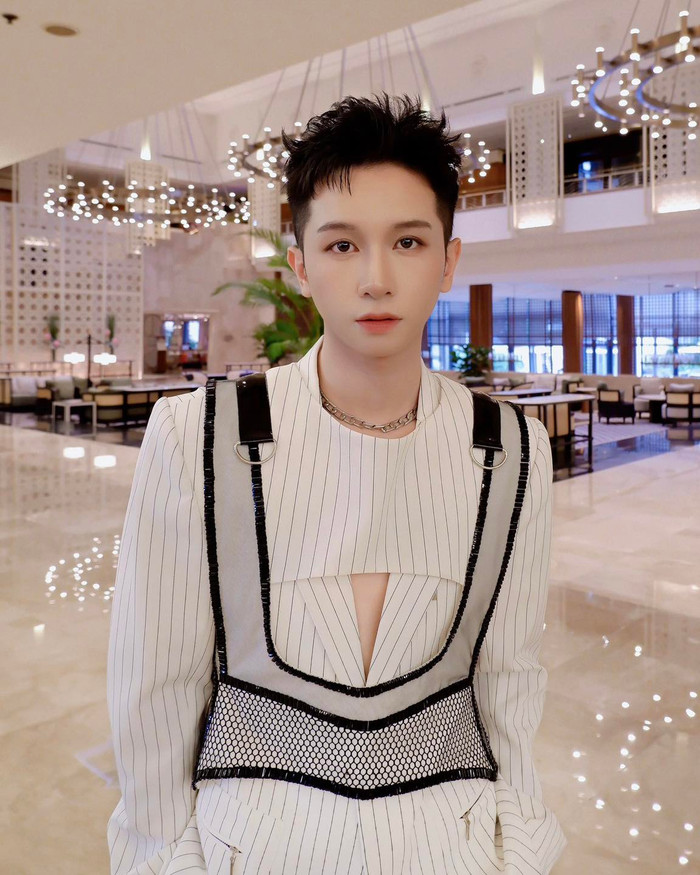 Đỗ Hoàng Dương sở hữu thực lực cùng ngoại hình sáng sân khấu.