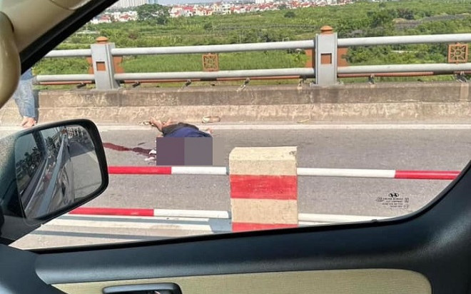 Sự thật vụ tai nạn thảm khốc 1 người tử vong, 1 người rơi khỏi cầu Thanh Trì xôn xao mạng xã hội Ảnh 2