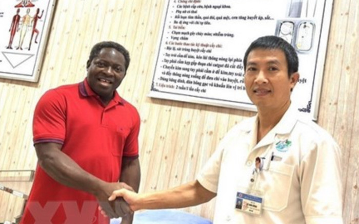 Kỳ tích người đàn ông Canada bị liệt 8 năm được chữa khỏi ở Việt Nam Ảnh 2