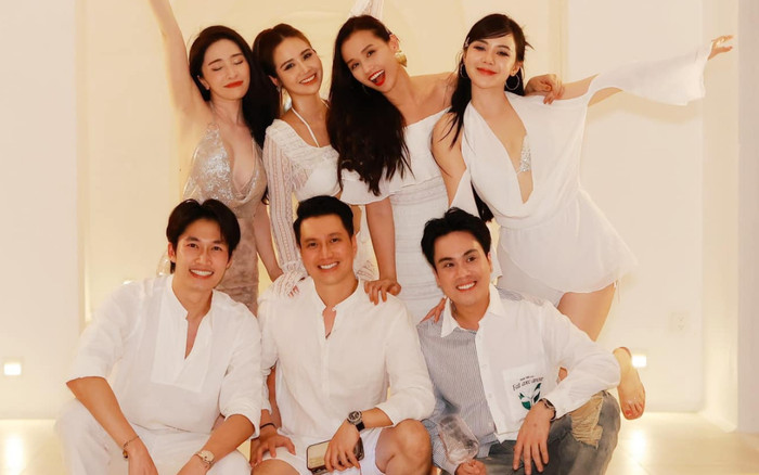 Huyền Lizzie được hội bạn thân 'đánh úp' tổ chức sinh nhật, sự xuất hiện của 1 người gây chú ý Ảnh 2