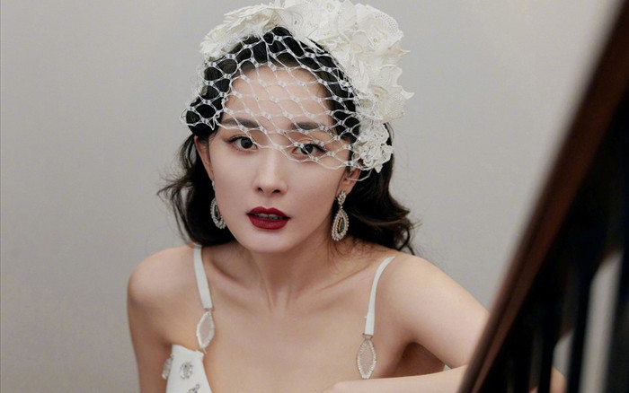 Dương Mịch bất ngờ bị mắng vô tâm: Thị phi không ngừng kéo đến tìm chị! Ảnh 2