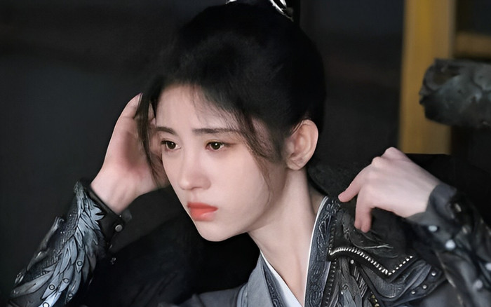 Cúc Tịnh Y bị mắng tan nát vì cải trang nam nhân nhưng vẫn trang điểm đậm, sợ xấu Ảnh 2