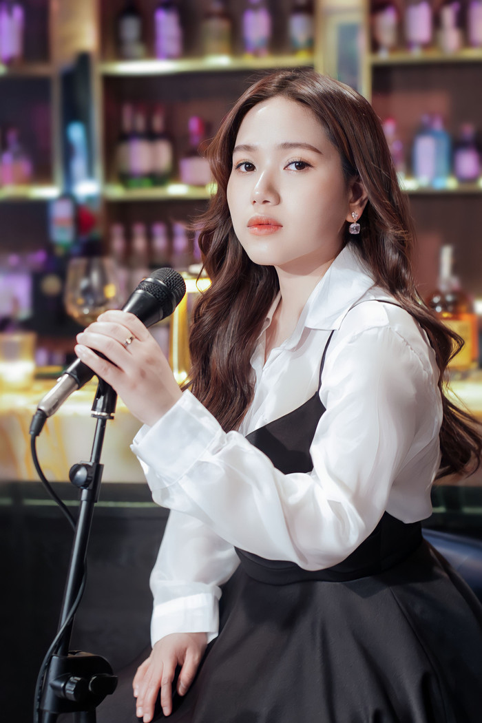  Thùy Chi hát ca khúc bolero nổi tiếng của Như Quỳnh trên sân khấu: Liệu có ngọt như nhạc trẻ? Ảnh 3