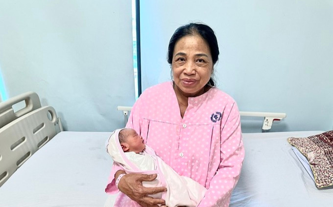 Người phụ nữ ở Hải Phòng quyết định sinh con ở tuổi 60, tình trạng em bé lúc chào đời gây chú ý Ảnh 2