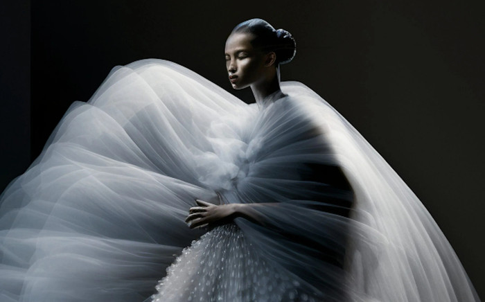 AI đang định hình lại ngành thời trang, các nhà thiết kế có nguy cơ thất nghiệp? Ảnh 2