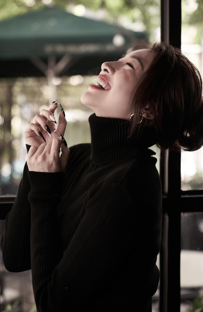 Pha Lê đăng đàn phản pháo khi bị đồn ế sau khi ly hôn. (Ảnh: FBNV)