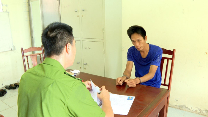 Đối tượng Nguyễn Viết Hà tại cơ quan công an.