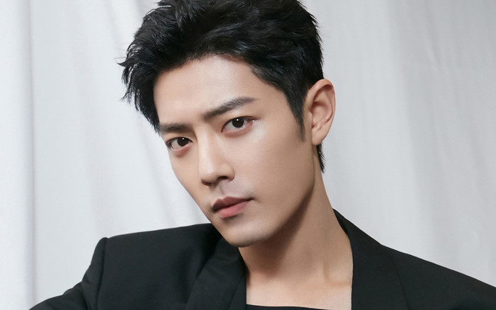 Tiêu Chiến tiết lộ về mối tình đầu: Tưởng ai xa lạ hóa ra là người quen của Triệu Lộ Tư Ảnh 2