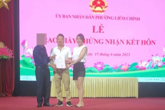  Phương Oanh vừa đăng ký kết hôn, netizen đã tràn vào 'nhà' vợ cũ Shark Bình để làm điều này Ảnh 1