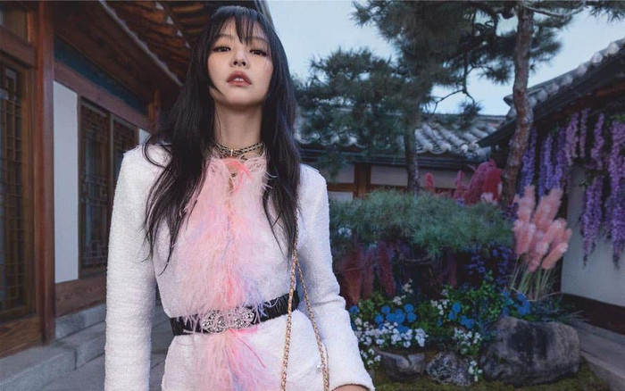 Jennie bị nghi ngờ nói dối tình trạng sức khoẻ sau màn bỏ đi vào trong khi đang trình diễn Ảnh 2