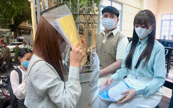 Trang Nemo ăn mặc giản dị, liên tục lấy tay che mặt khi xuất hiện ở phiên toà chiều nay (16/6) Ảnh 2