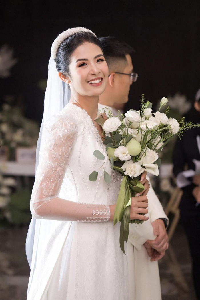  Hoa hậu Ngọc Hân thông báo 'tin vui' sau 6 tháng lên xe hoa, dân tình nô nức chúc mừng Ảnh 1