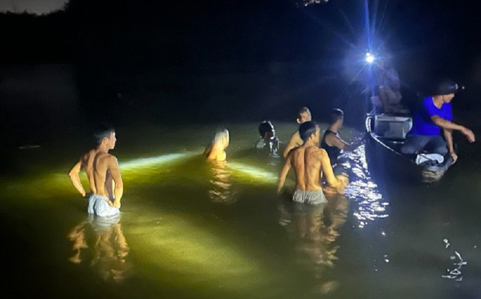 Đi tắm sông lúc chạng vạng, 3 ông cháu đuối nước tử vong thương tâm Ảnh 2