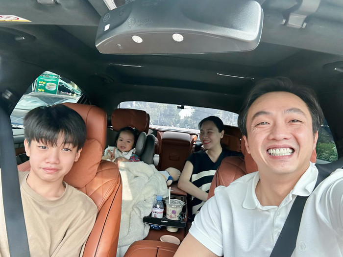  Cường Đô La chia sẻ về cuộc sống làm bố của 3 nhóc tỳ, 'Ông bố quốc dân Vbiz' là đây! Ảnh 8