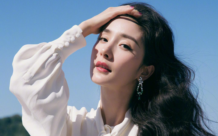 Rò rỉ ảnh con gái của Dương Mịch: Giống hệt mẹ hồi nhỏ, mỹ nhân trong tương lai Ảnh 2