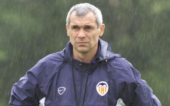 Đối thủ của HLV Troussier có số phận kỳ lạ nhất bóng đá thế giới Ảnh 2