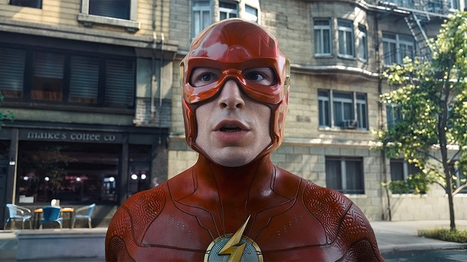  Doanh thu mở màn của The Flash chỉ bằng một nửa Nàng Tiên Cá live-action Ảnh 1