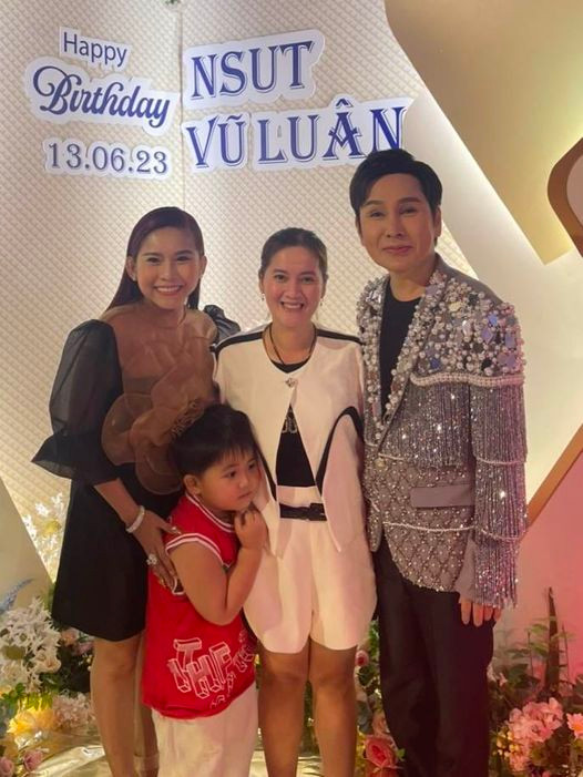 Hồng Loan, Bình Tinh xuất hiện trong tiệc sinh nhật của NSƯT Vũ Luân 