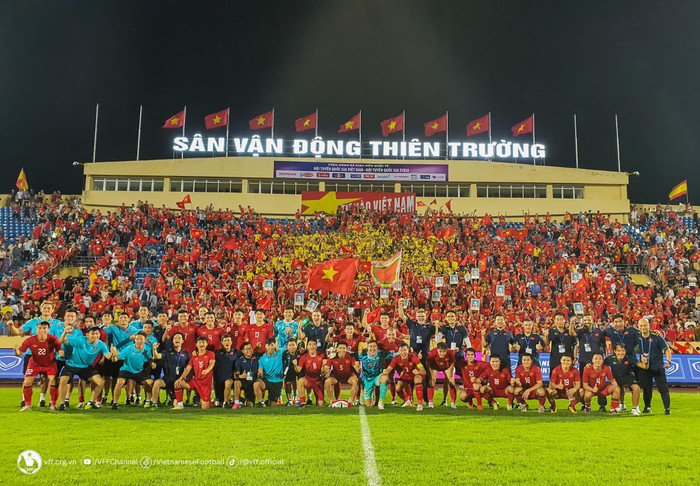 Sau chiến thắng Syria, HLV Troussier bày tỏ sự hài lòng với tuyển Việt Nam. Ảnh: VFF