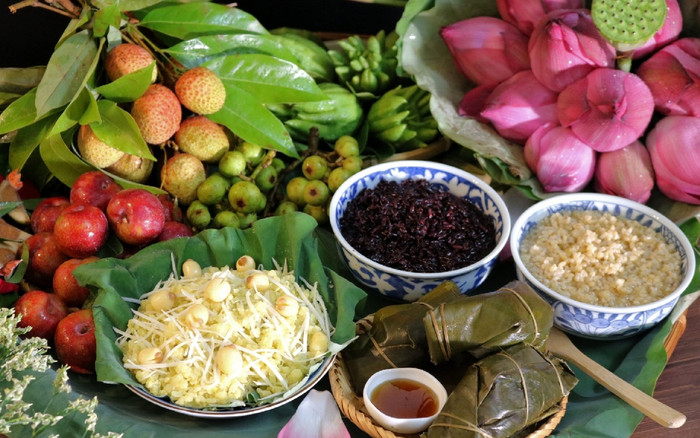 Khác biệt gì trong mâm cúng Tết Đoan Ngọ ở ba miền? Ảnh 2