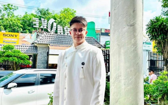 Diện áo dài như chú rể, tình cũ Hương Giang bị dò hỏi chuyện cưới vợ? Ảnh 2