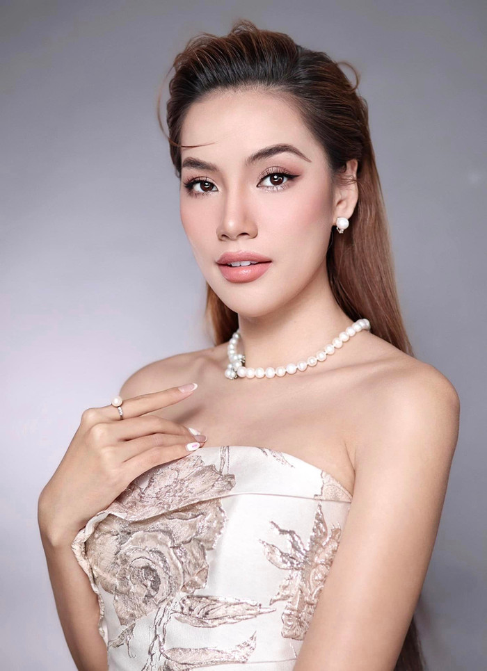 Trong vòng một năm qua, Lê Hoàng Phương làm việc vô cùng chăm chỉ và thường xuất hiện trong nhiều show thời trang, sự kiện đình đám