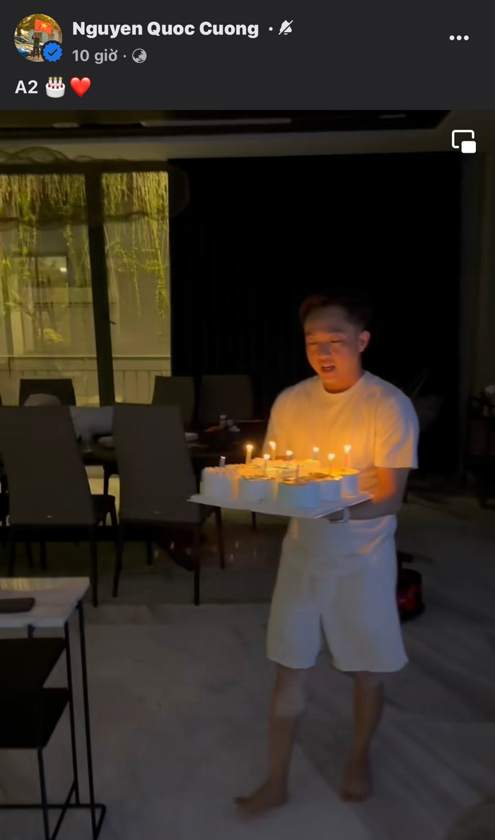 Cường Đô La chuẩn bị bánh kem tạo bất ngờ trong sinh nhật của quý tử.