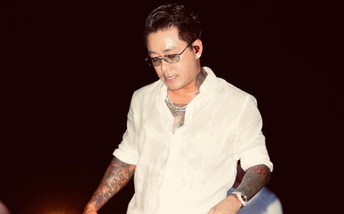 Tuấn Hưng khoe cơ bụng săn chắc, hé lộ cái kết bất ngờ sau một tháng thay đổi thói quen này! Ảnh 2