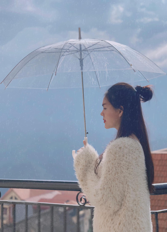 Người mẫu Lê Ngọc Trinh có thể nói là trường hợp kém duyên vì yêu cầu thủ với hai mối tình tan vỡ.