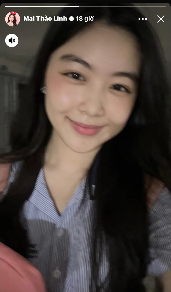 Mỗi lần xuất hiện, con gái Quyền Linh khiến dân tình u mê bởi nhan sắc trong veo.