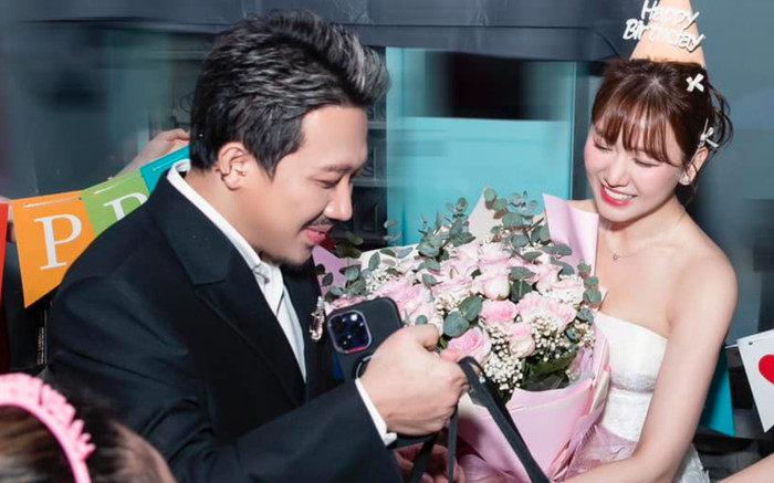 Vừa đăng ảnh tình tứ, Hari Won bất ngờ chất vấn Trấn Thành: 'Anh vẫn hạnh phúc đúng không?' Ảnh 2