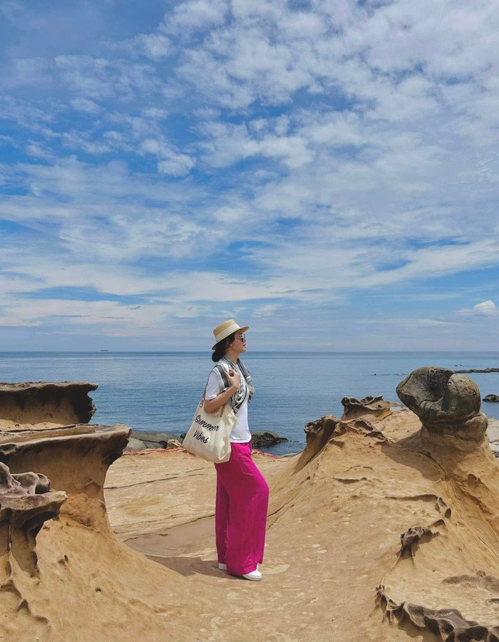 Trải qua hai lần sinh nở nhưng nữ diễn viên vẫn giữ được thân hình cân đối. 