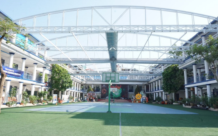 Hà Nội: Học sinh lớp 1 trường Tiểu học Archimedes Academy bị bỏ quên trên ô tô khi đi dã ngoại Ảnh 2