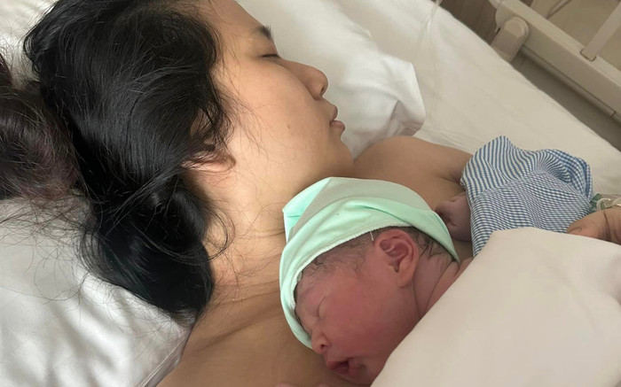 Nữ diễn viên bất ngờ công khai con trai sau 2 năm vắng bóng Ảnh 2