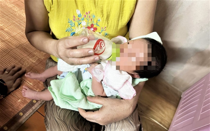 Tiếng khóc thất thanh bên cổng chùa và lòng tốt của bà con nơi vùng quê nhỏ Ảnh 2