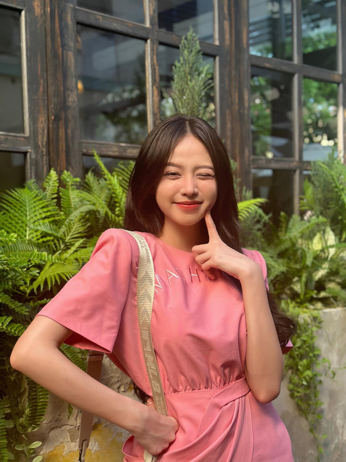 Bên cạnh nhan sắc kiều diễm, tính cách hòa đồng, thân thiện cũng là yếu tố giúp hoa hậu Thanh Thủy nhận về sự yêu thích từ phía đông đảo khán giả