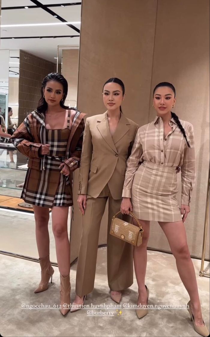 Bức ảnh nhận nhiều ý kiến trái chiều từ phía cộng đồng mạng của Ngọc Châu (trái) - Thuỷ Tiên (giữa) - Kim Duyên (phải). 