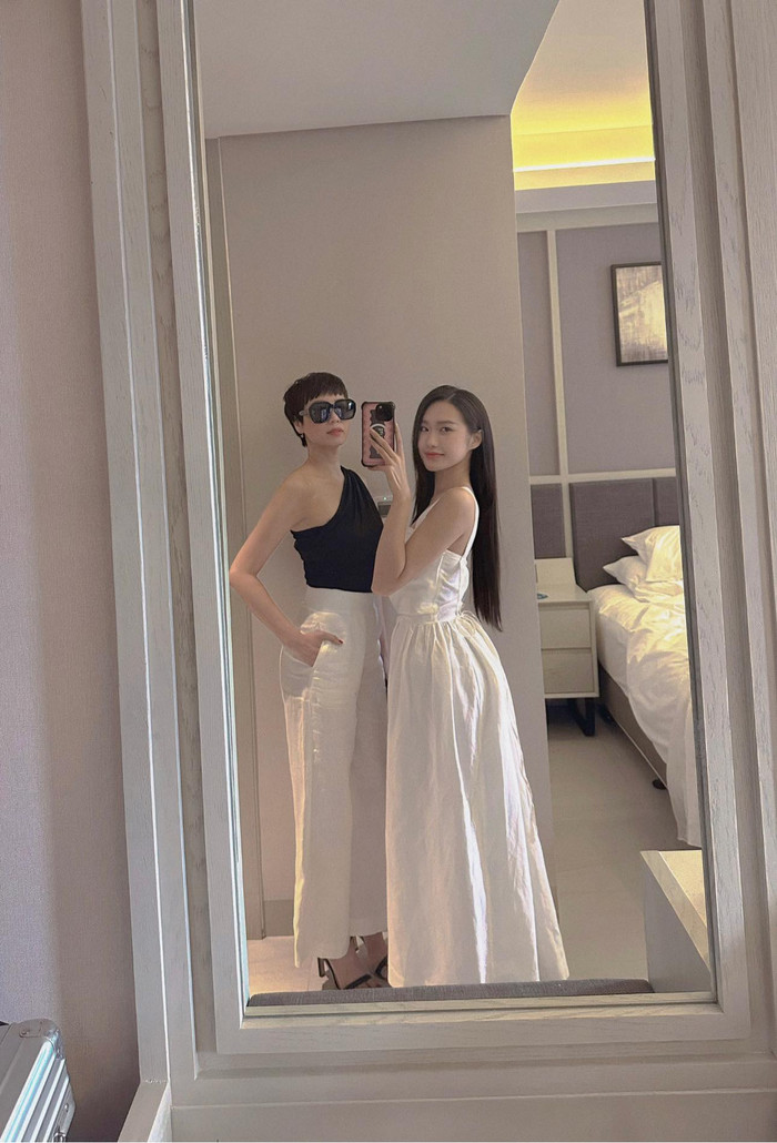 Mẹ Doãn Hải My chuộng phong cách thời trang trẻ trung, sexy. 