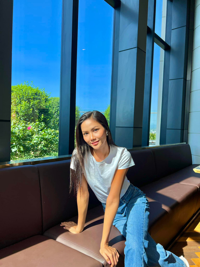 H'Hen Niê thổ lộ tình cảm với nhân vật đặc biệt, còn gọi là 'tình yêu của tôi' Ảnh 6