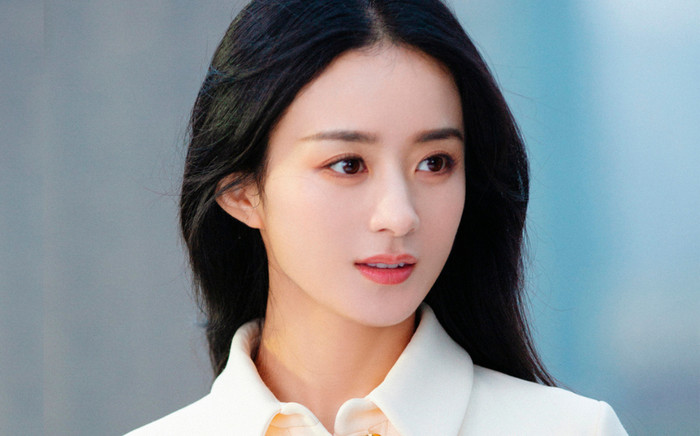 Động thái gây xót xa của Triệu Lệ Dĩnh sau 3 lần trượt cúp Thị hậu Bạch Ngọc Lan Ảnh 2