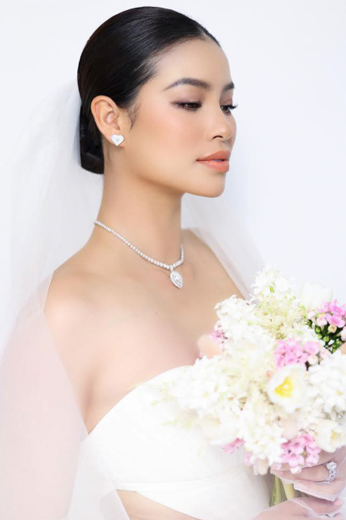 Nàng hậu cũng đã chụp ảnh cưới. (Ảnh tổng hợp)